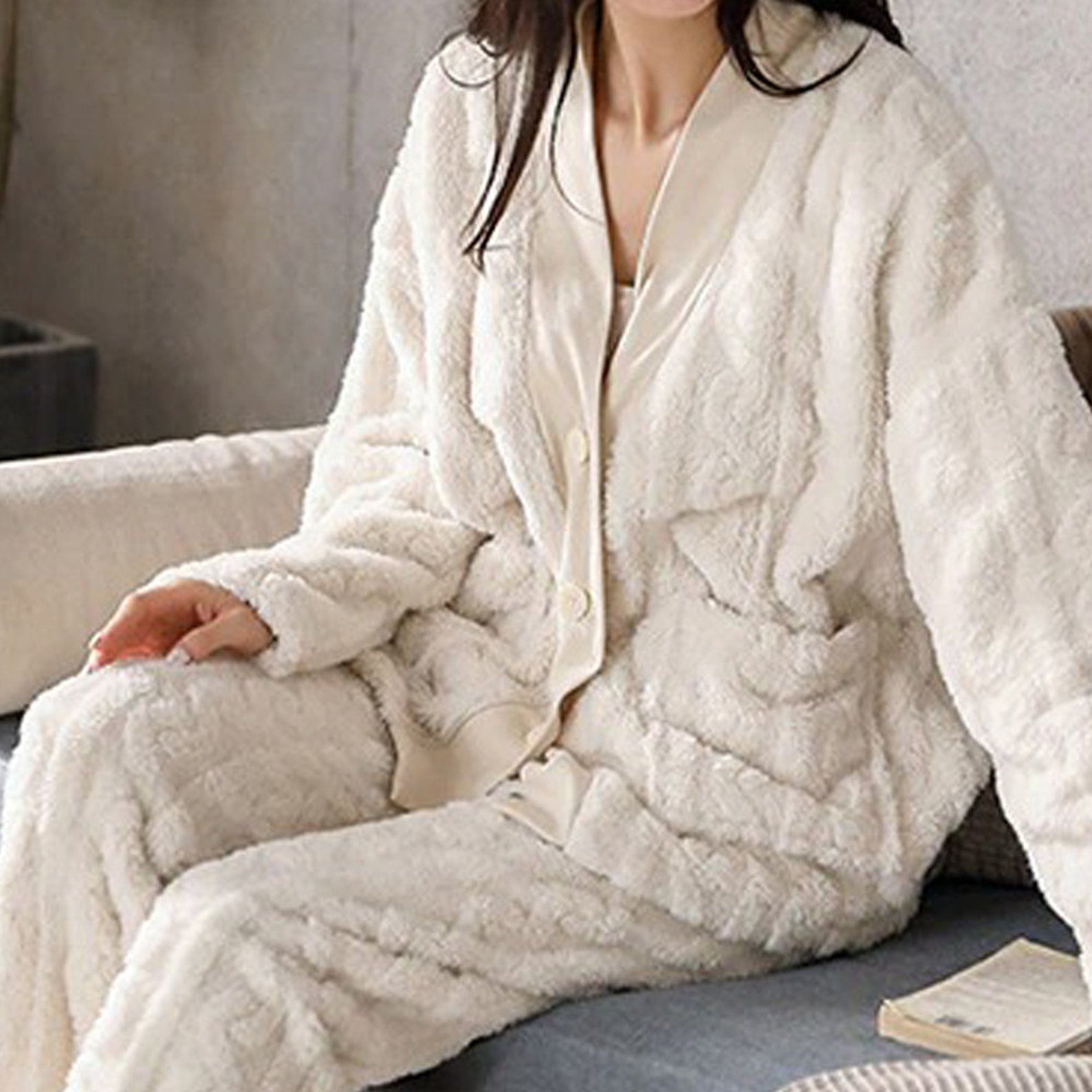 Ivory Fleece 2pc Set Pajama Set