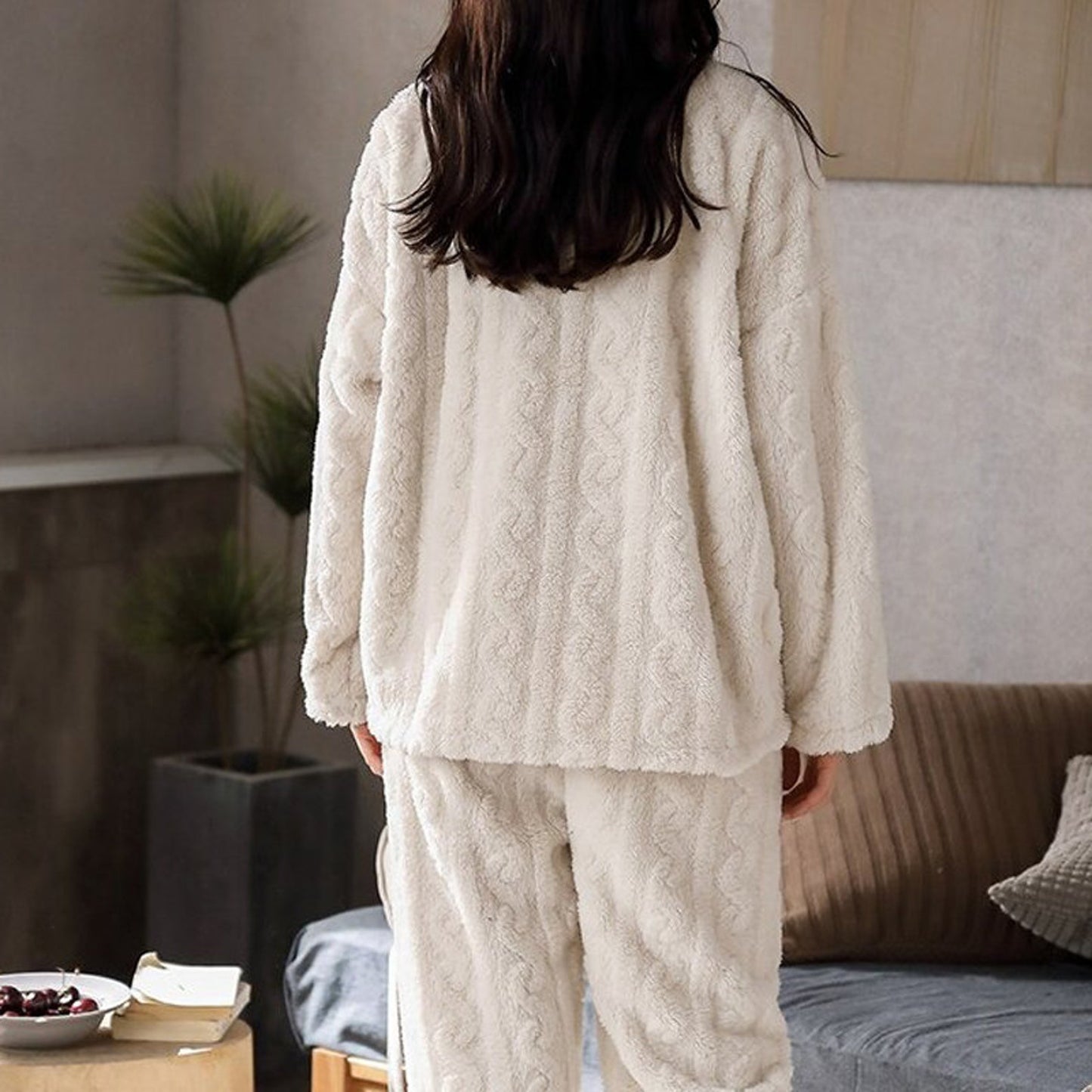 Ivory Fleece 2pc Set Pajama Set
